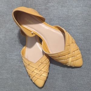 Yellow Woven Flats size 9